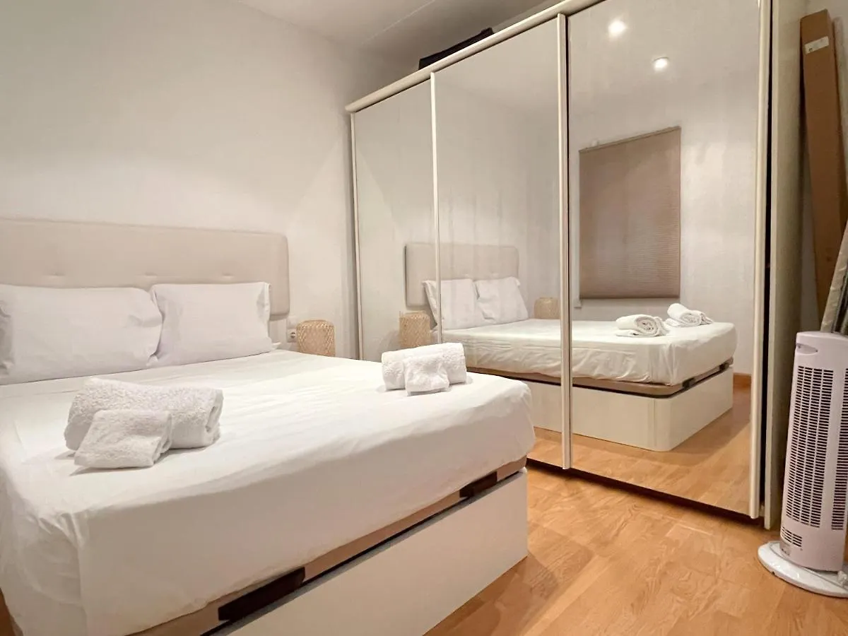 Apartment Apartamento Sagrada Familia Castillejos Barcelona Spain