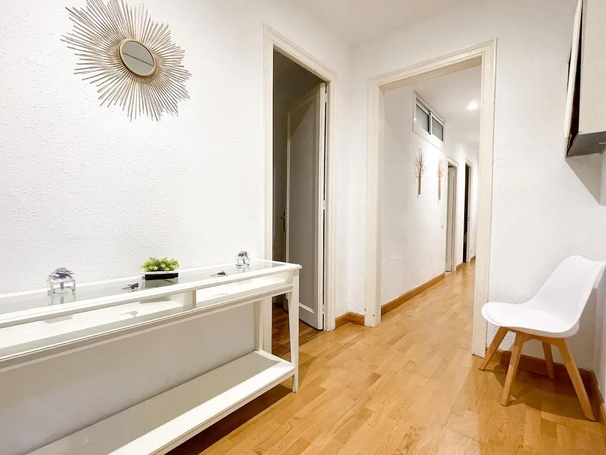 Apartment Apartamento Sagrada Familia Castillejos Barcelona Spain