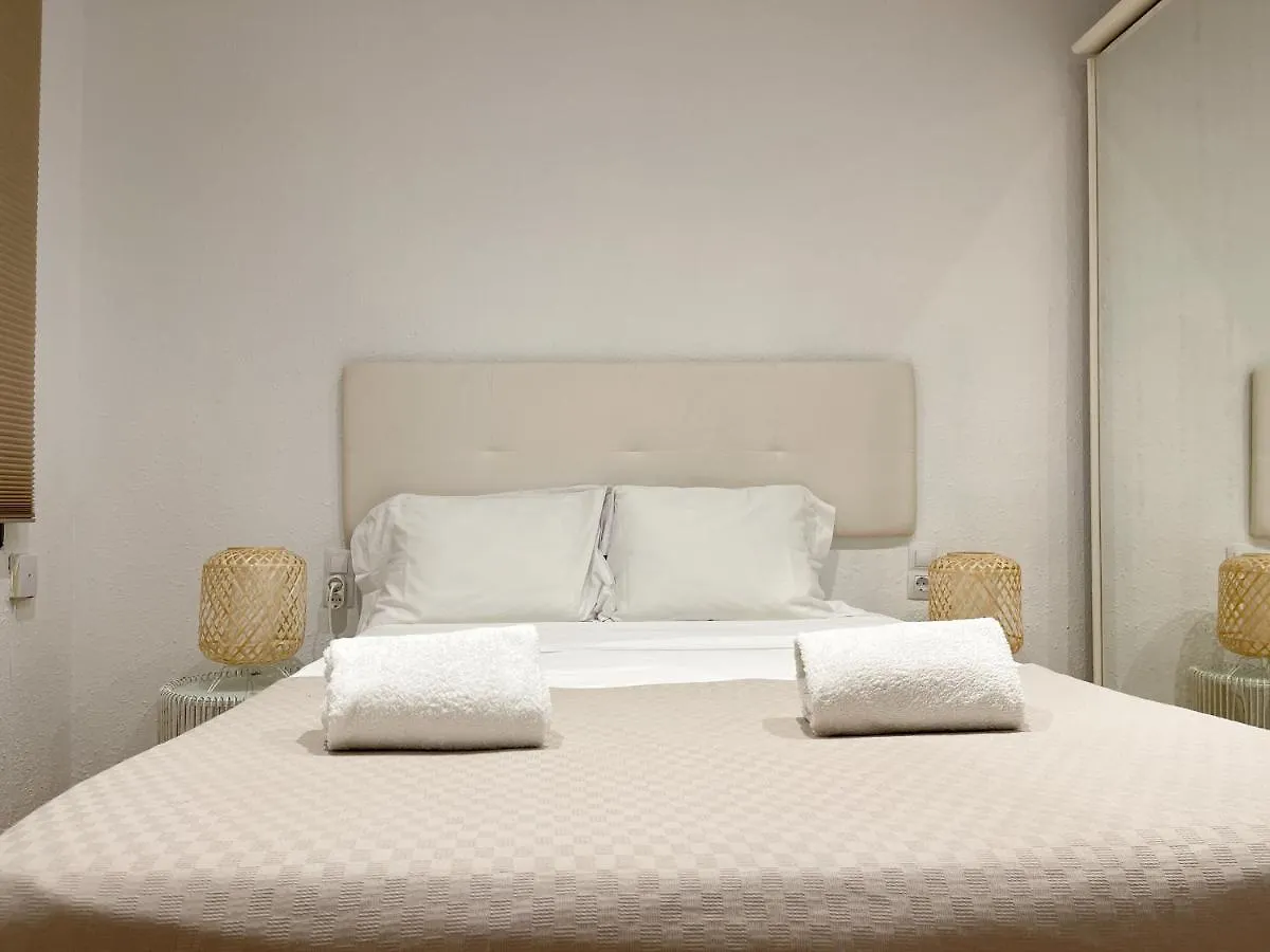 Apartamento Sagrada Familia Castillejos Barcelona Lejlighed